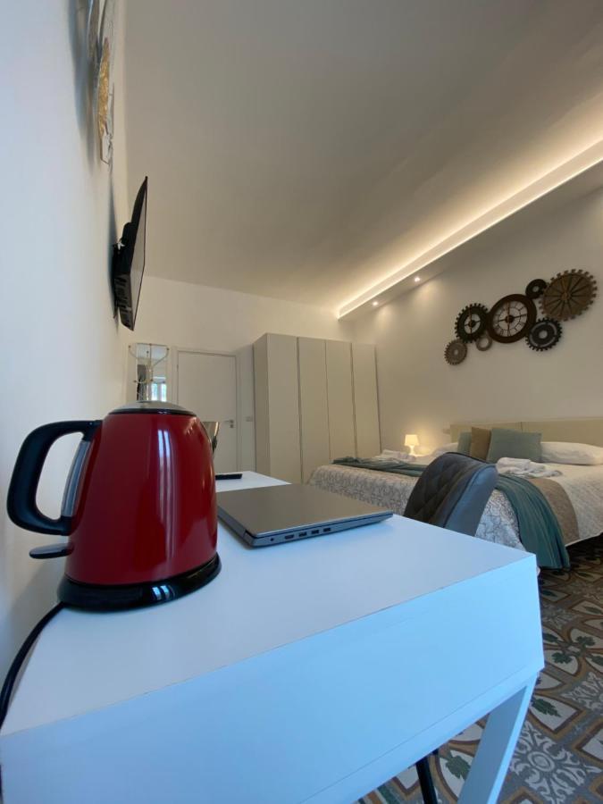 Cavour 221 - Central Station Otel Bari Dış mekan fotoğraf